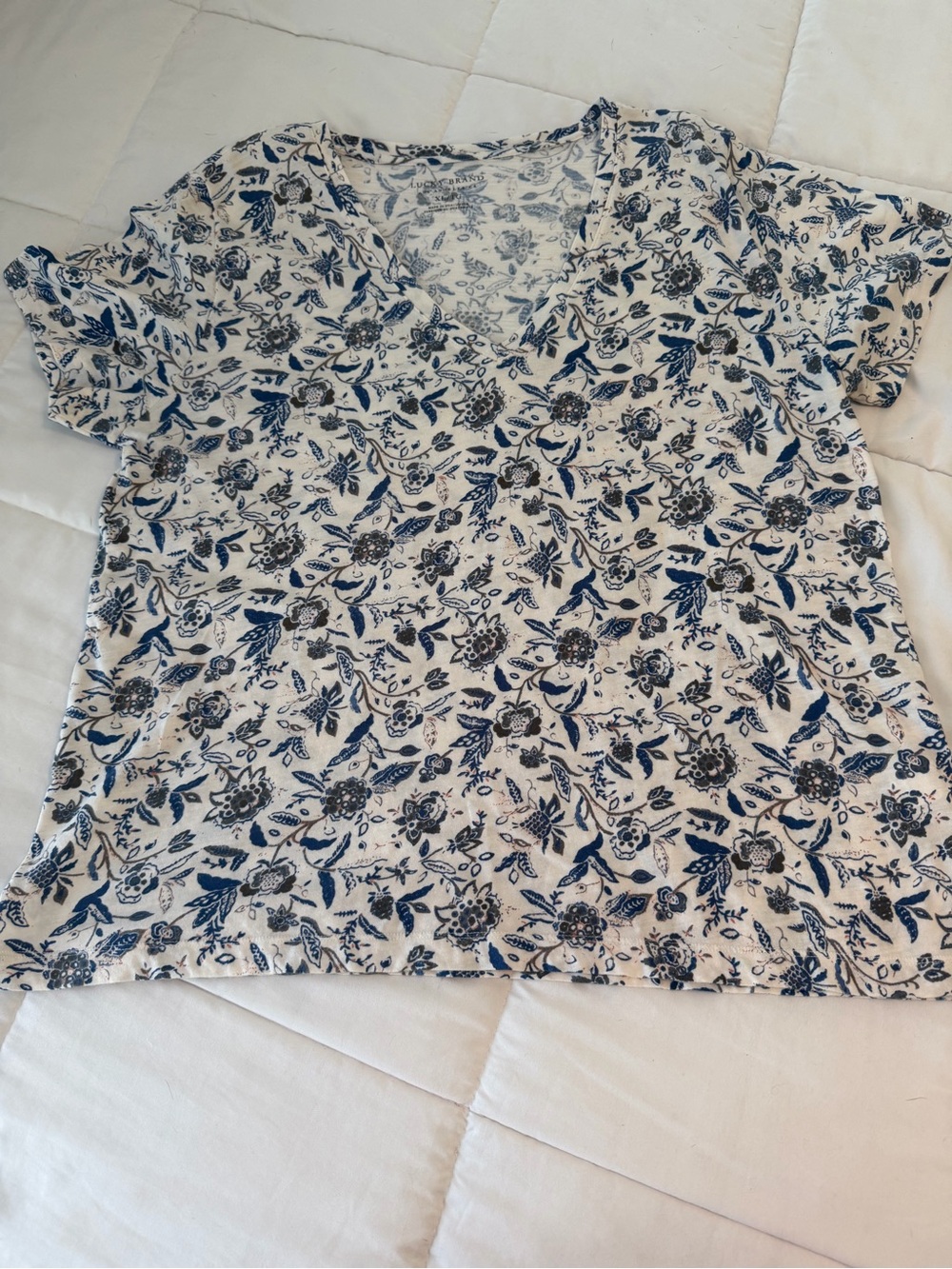 Lucky Brand White V-Neck Tee with Navy Floral Print